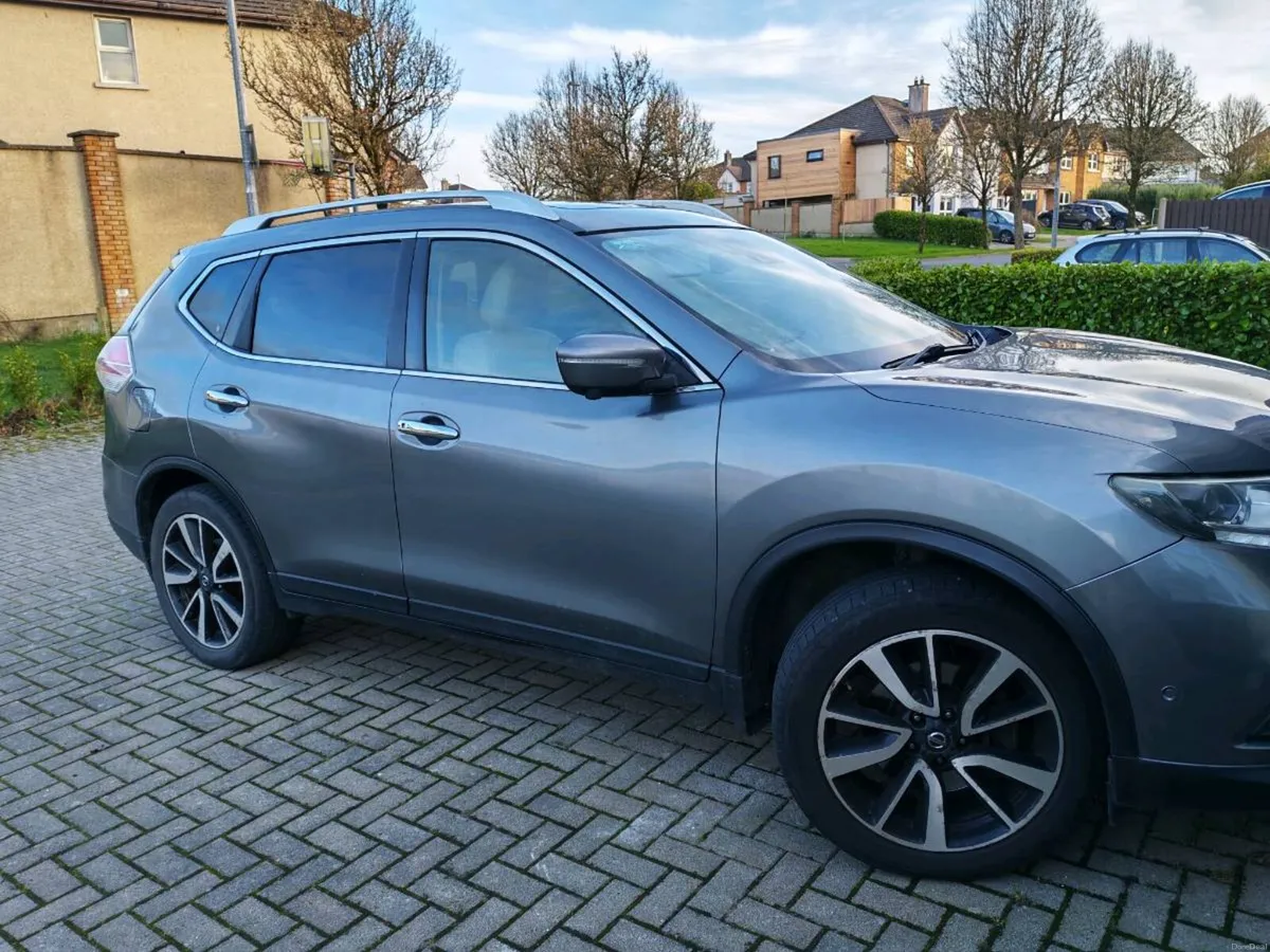 Nissan XTrail Pan Roof High Spec 7seater - Image 4