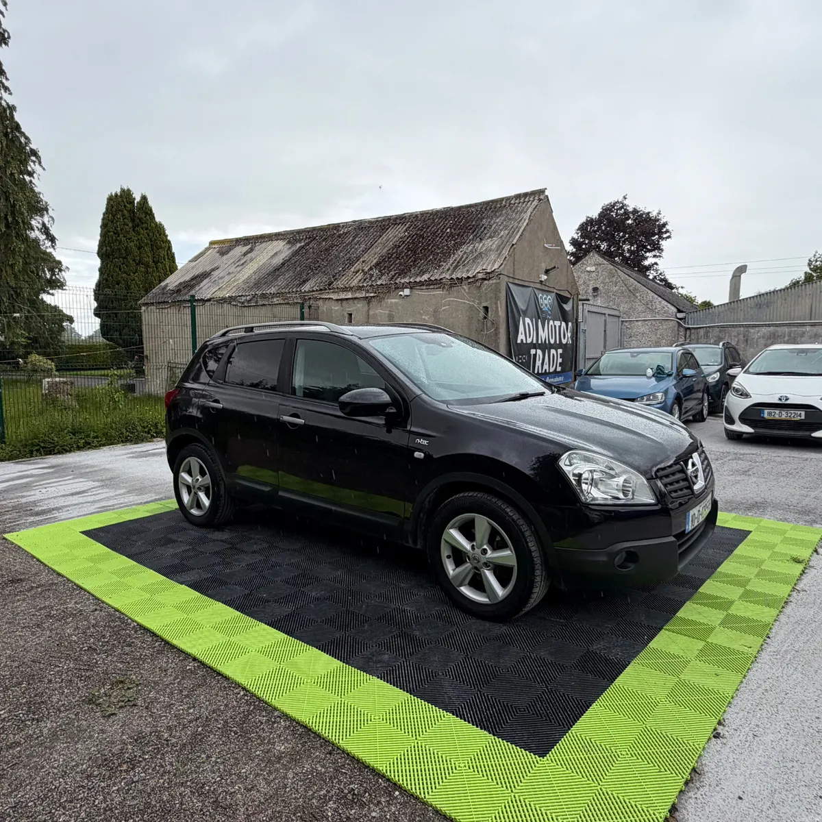 Nissan Qashqai 2010 - Image 2