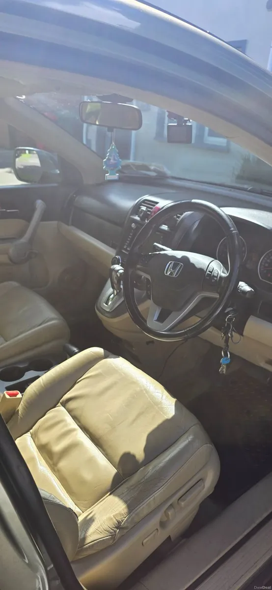 Honda CR-V Automatic - Image 2