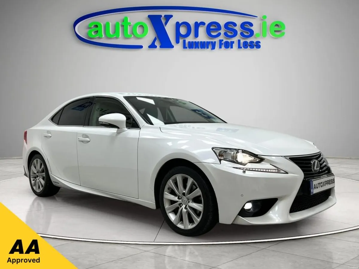 Lexus IS 2.5 Hybrid , Automatic - Image 1