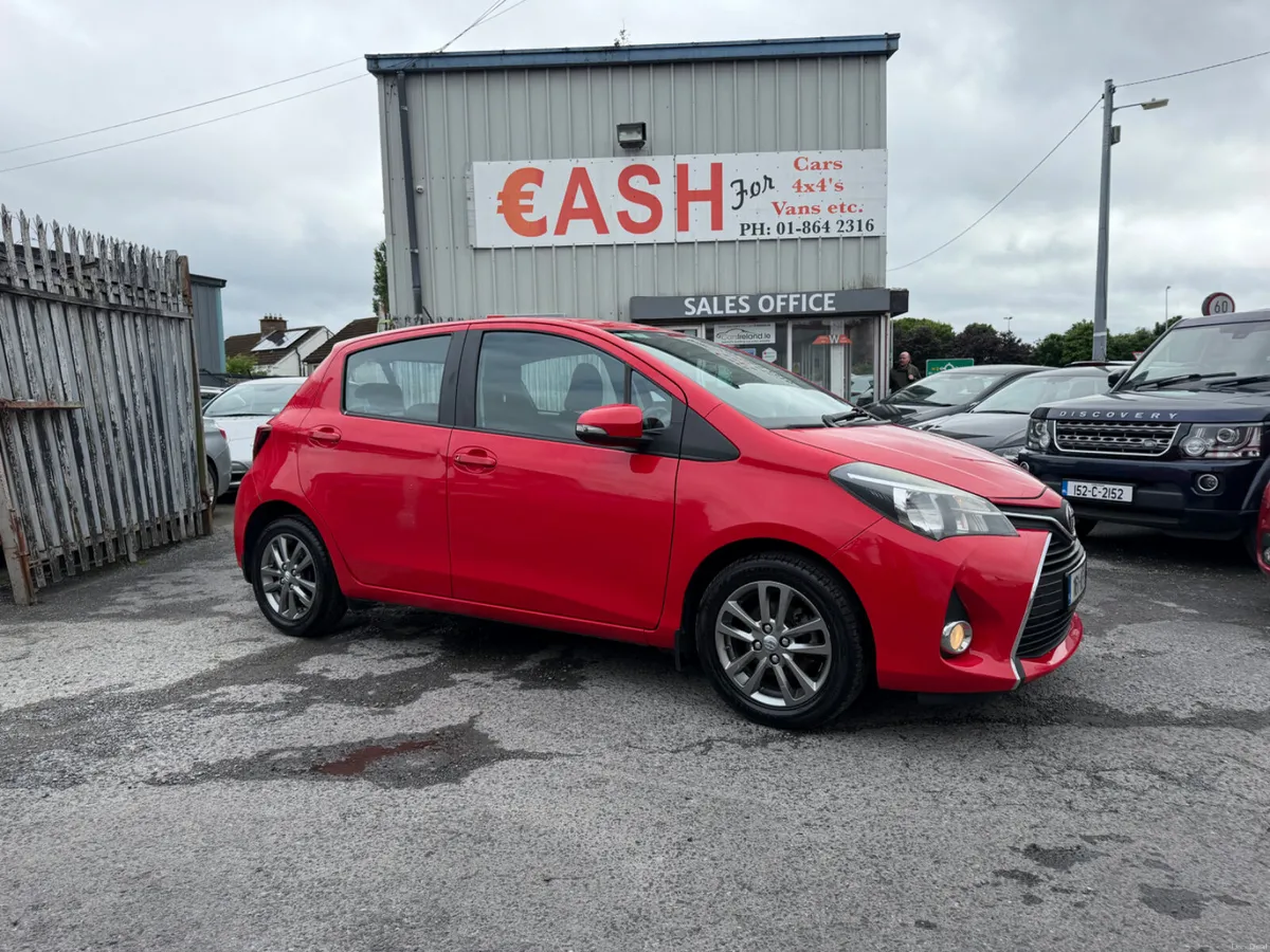 Toyota Yaris 2016 new nct low miles €8950 - Image 1