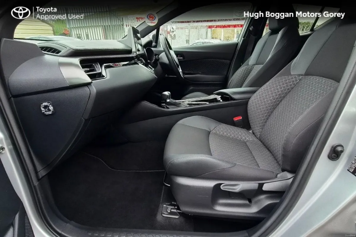 Toyota C-HR HYBRID SPORT 4DR AUTO - Image 6