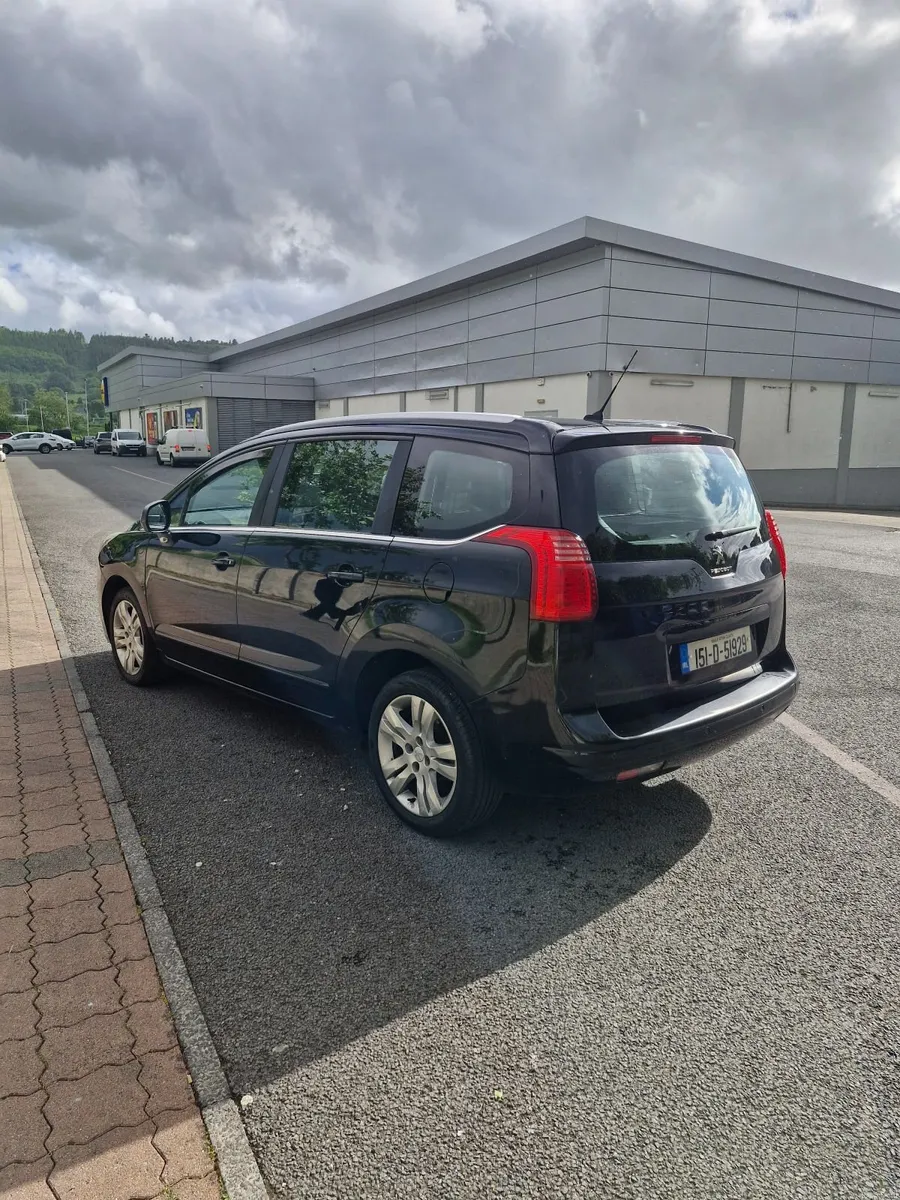 Peugeot 5008 - Image 2