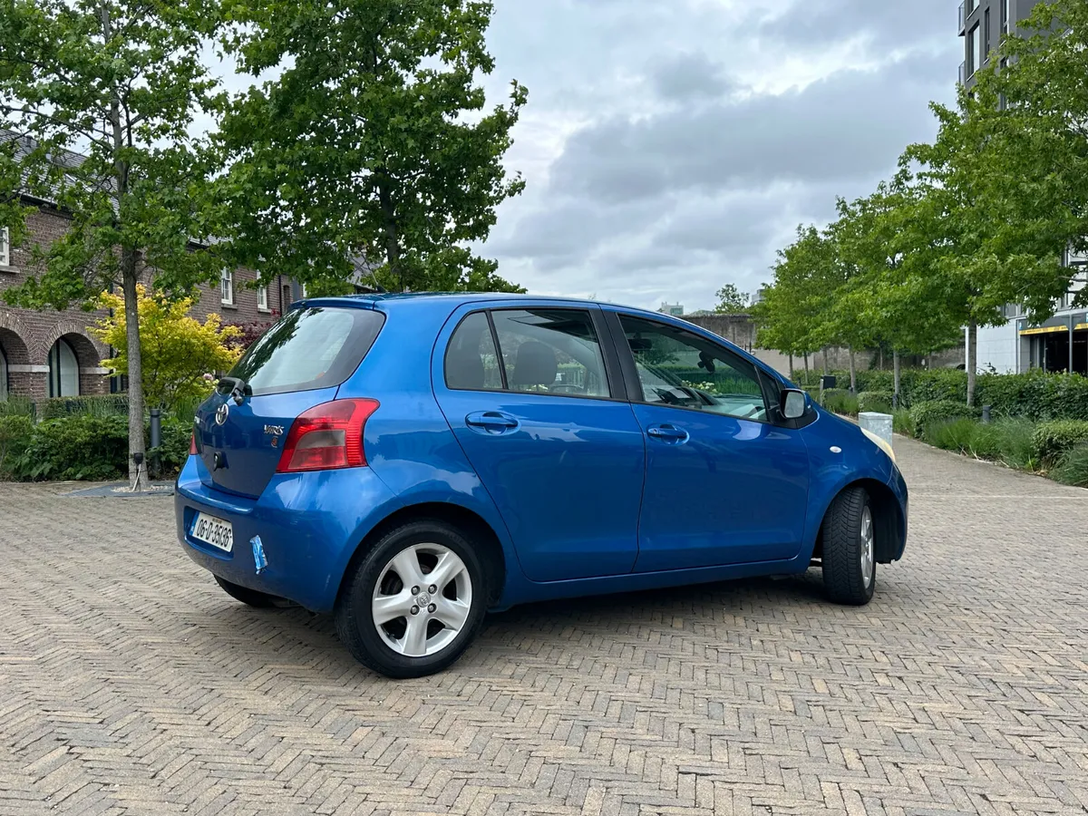 Toyota Yaris 2006 - Image 4
