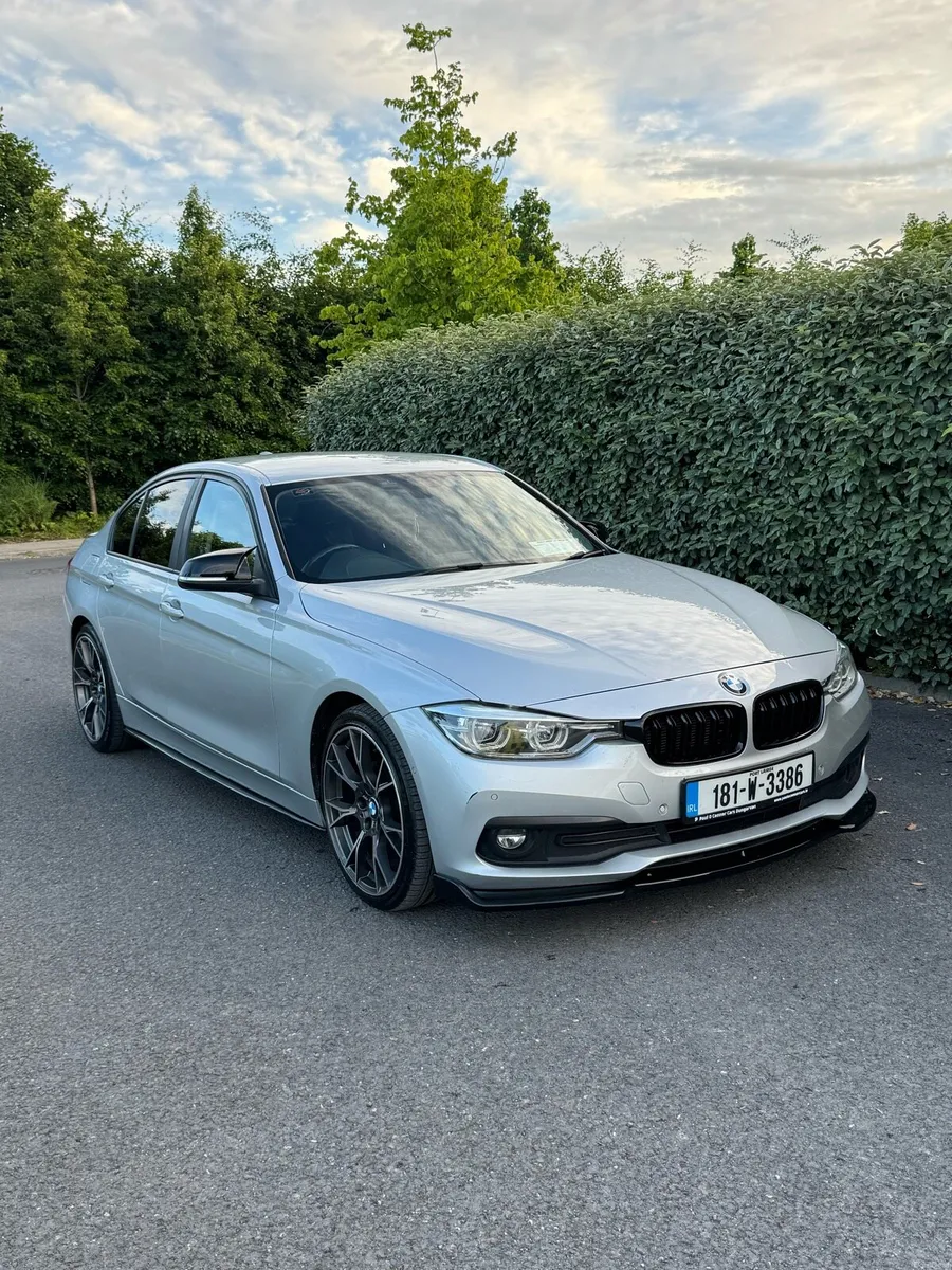 2018 BMW 320D Automatic - Image 2