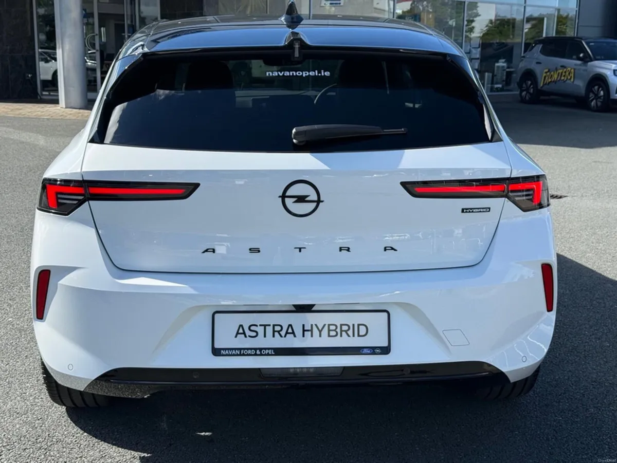 Opel Astra GS 1.2 145PS HYBRID  AUTO *5 Year Unlim - Image 3