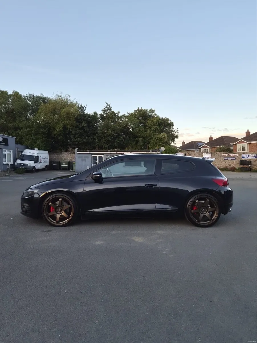 Volkswagen Scirocco 2.0 - Image 4