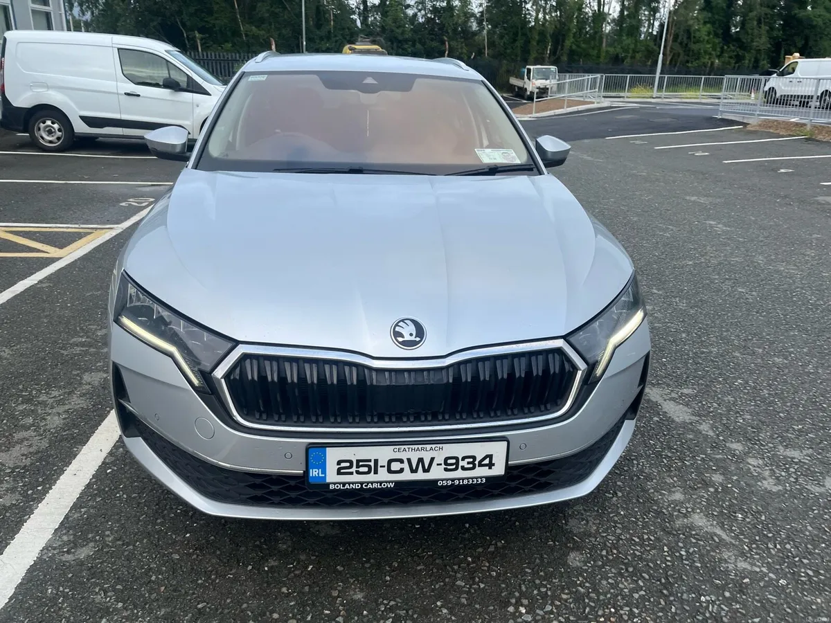 251 octavia selection plus - Image 2