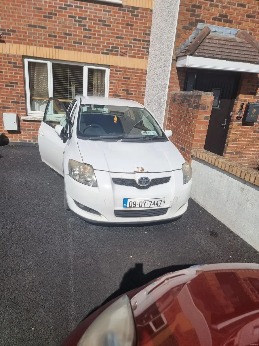 Toyota Auris 2009 diesel goes forever - Image 1