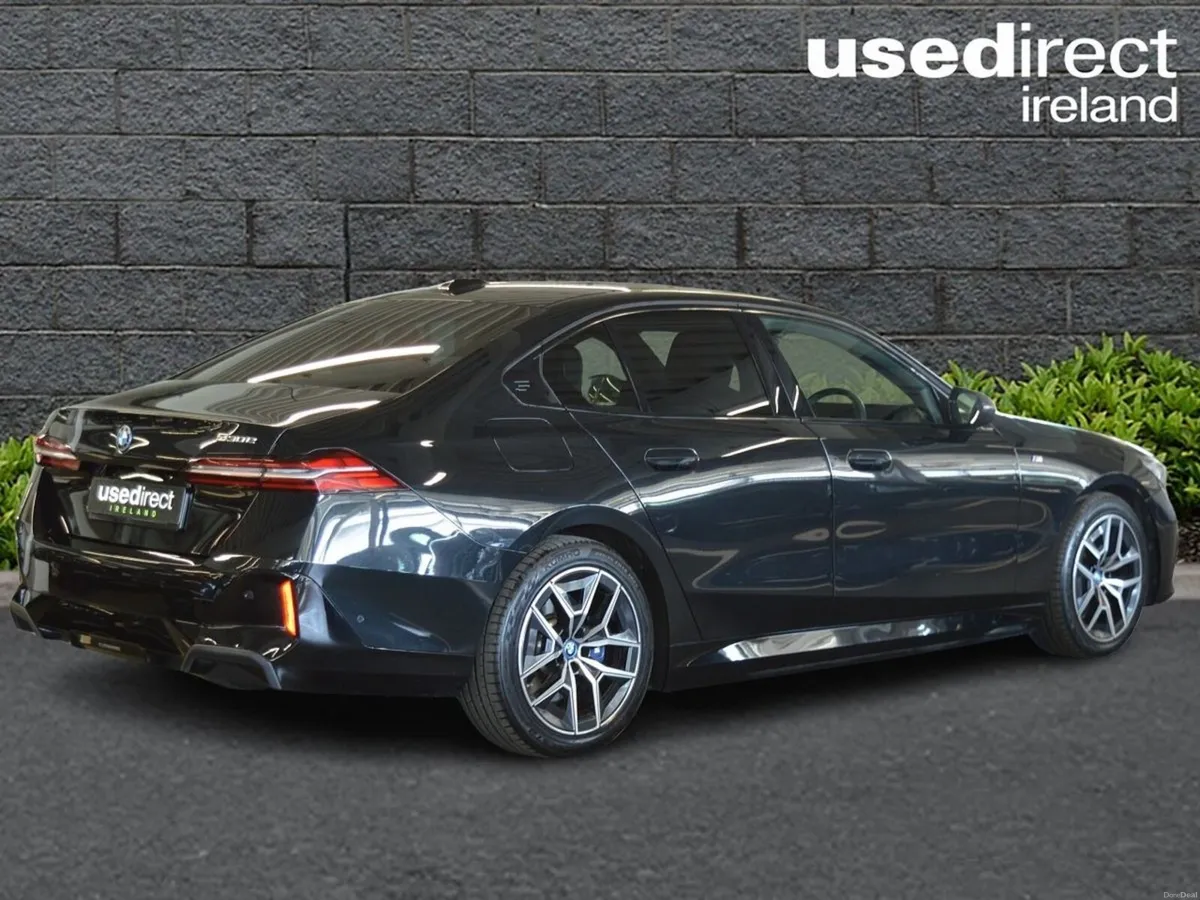 BMW 5-Series 530e M Sport - Image 2