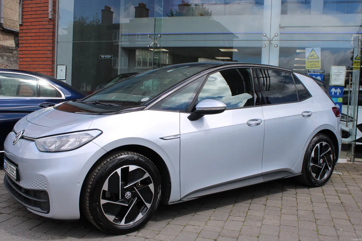 ID3 - PRO PERFORMANCE - 204BHP - 1 OWNER - Image 4