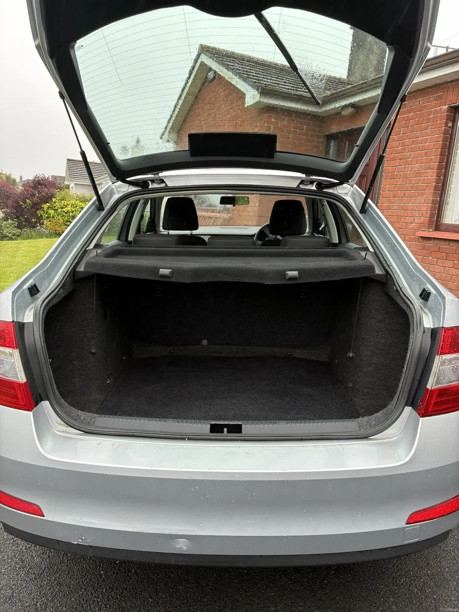 2014 Skoda Octavia 1.2 Petrol Manual – Silver - Image 5