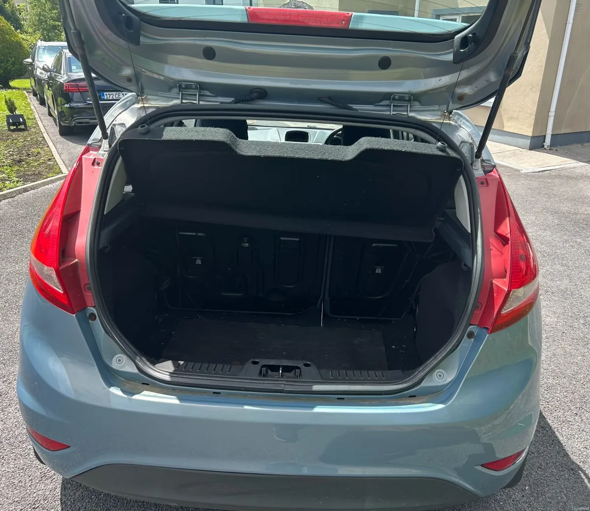 Ford Fiesta 2010 - Image 3