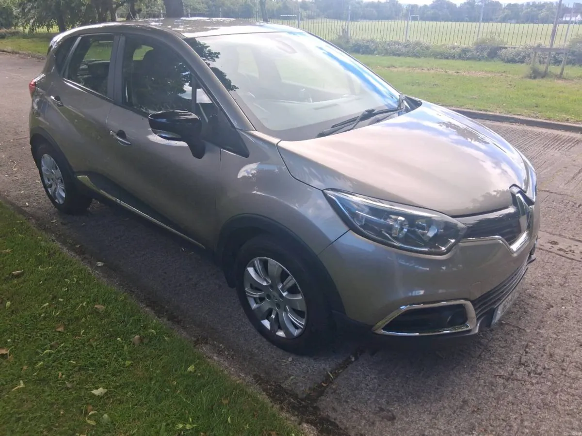 Renault captur life - Image 3