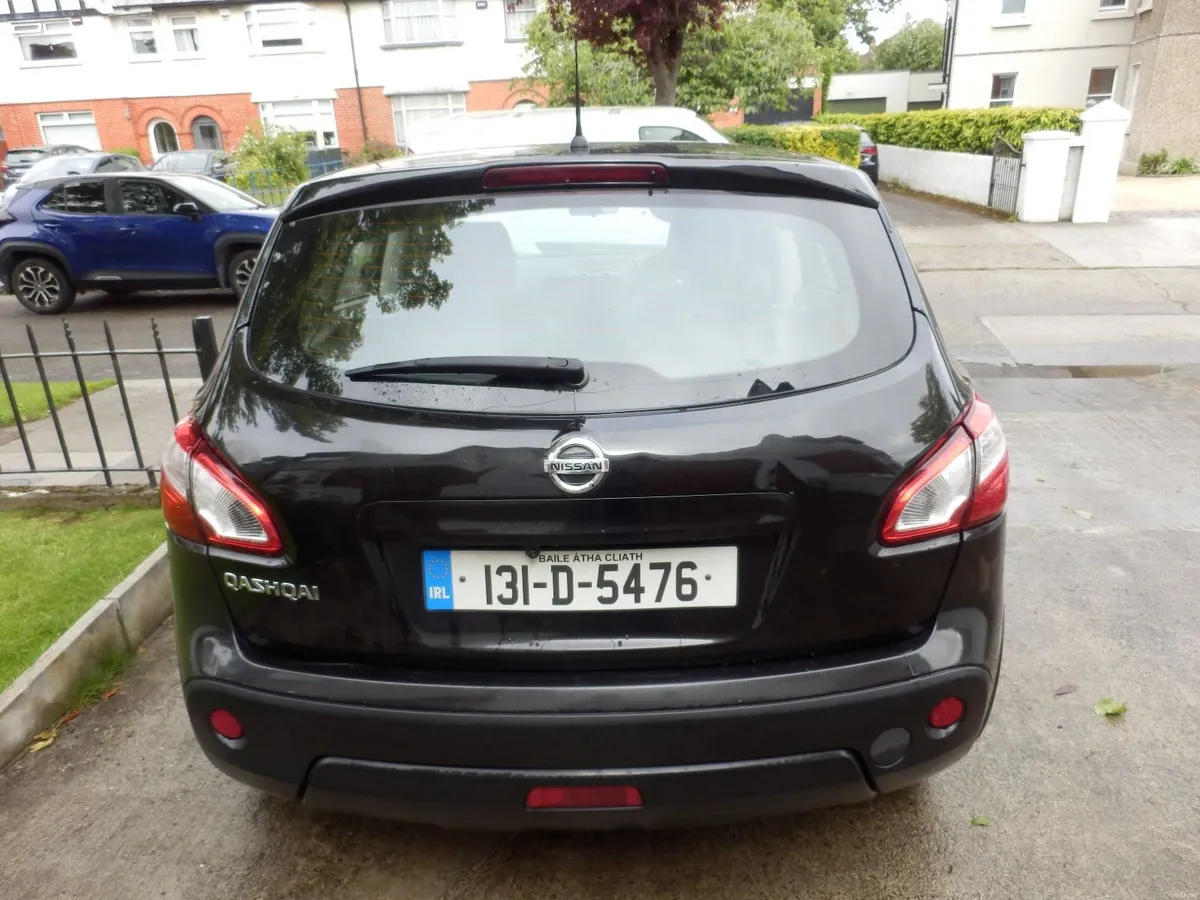Nissan Qashqai 2013 1.6 Automatic - Image 4