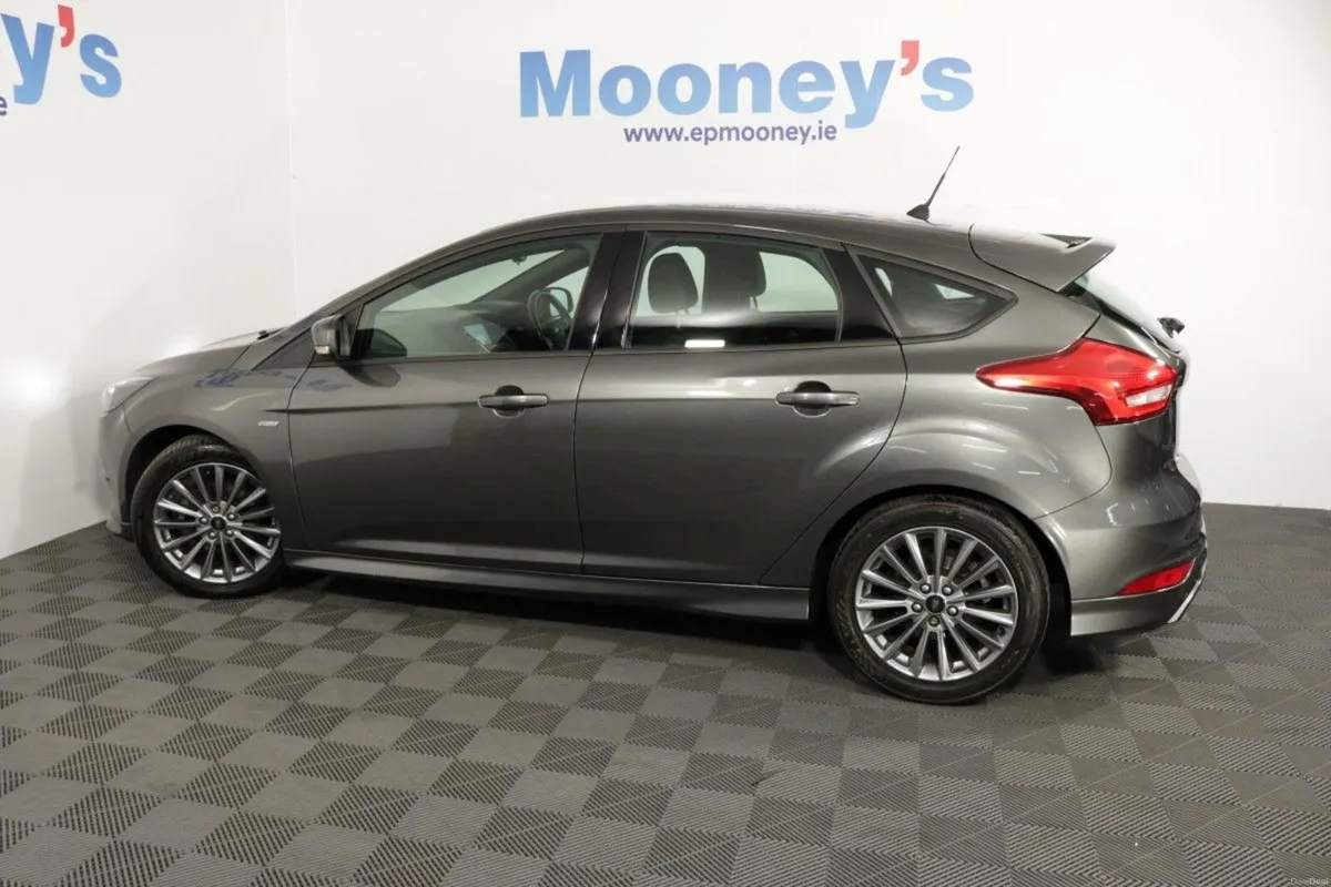 Ford Focus ST LINE 1.0L Petrol Hatchback - Test Dr - Image 5