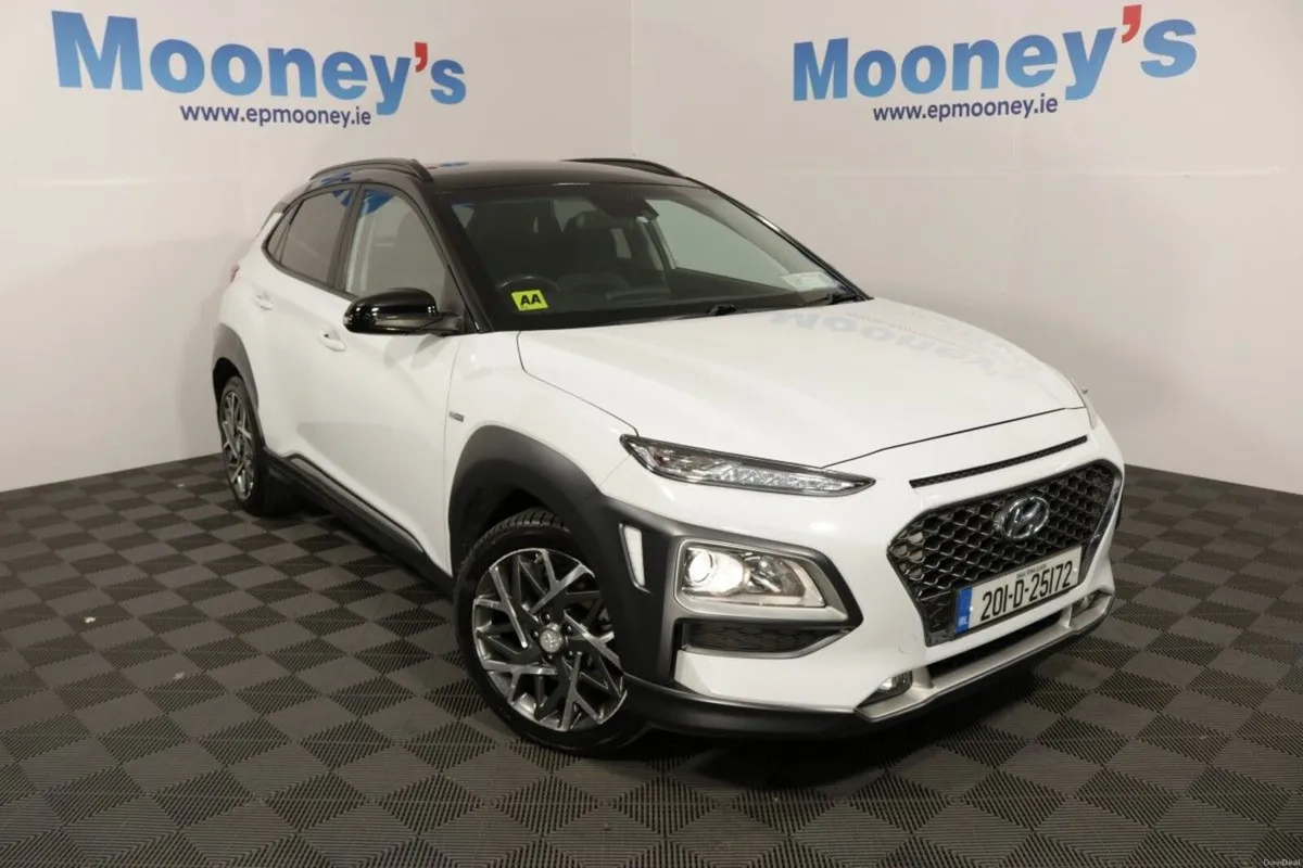 Hyundai KONA HYBRID EXECUTIVE 1.6L PETROL COMPACT - Image 1