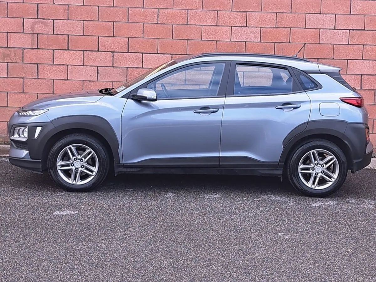 Hyundai KONA Comfort 1.0 Turbo Petrol 120 Bhp - Image 3