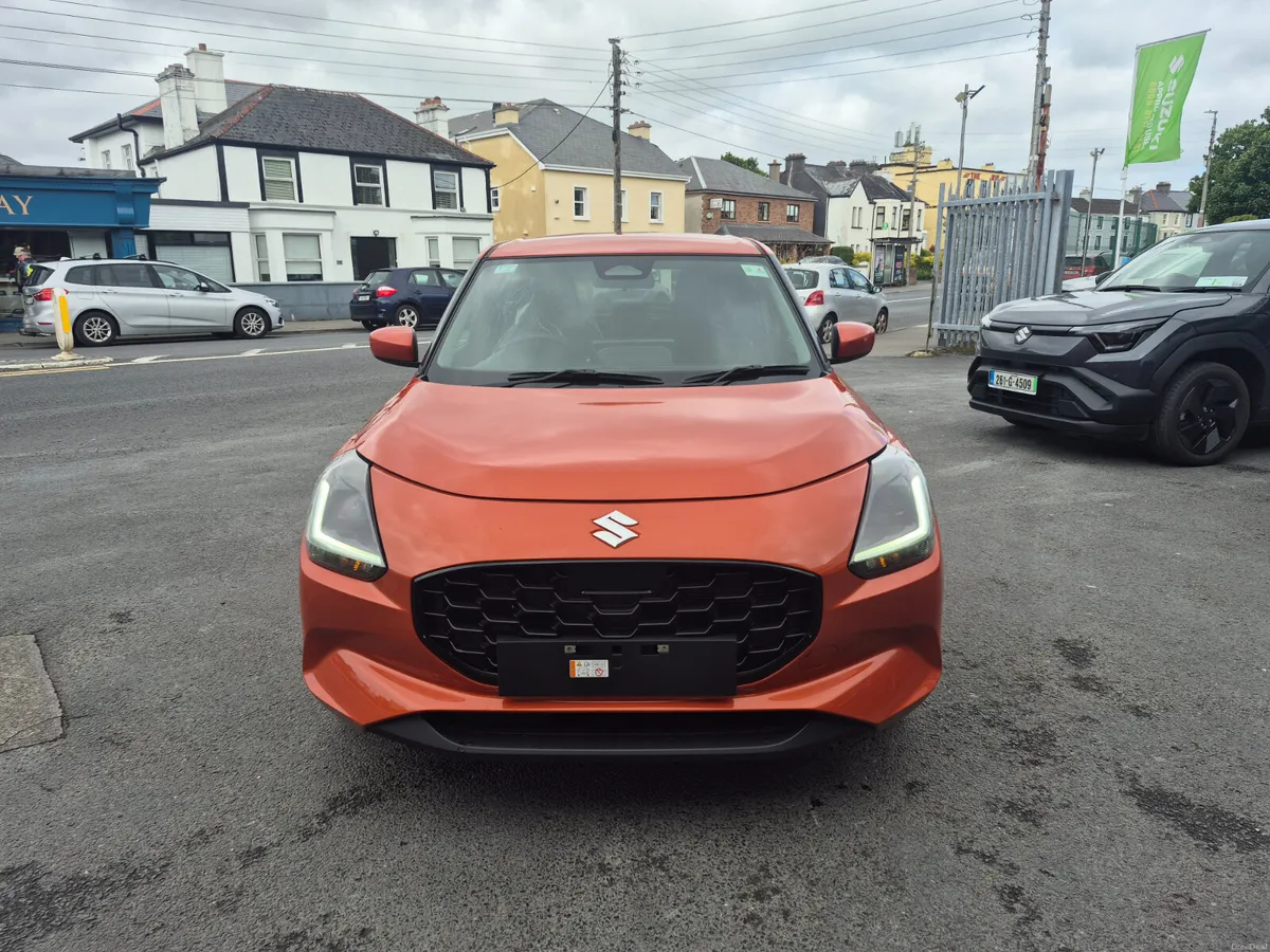 New Suzuki Swift Motion Auto 0% Finance - Image 3
