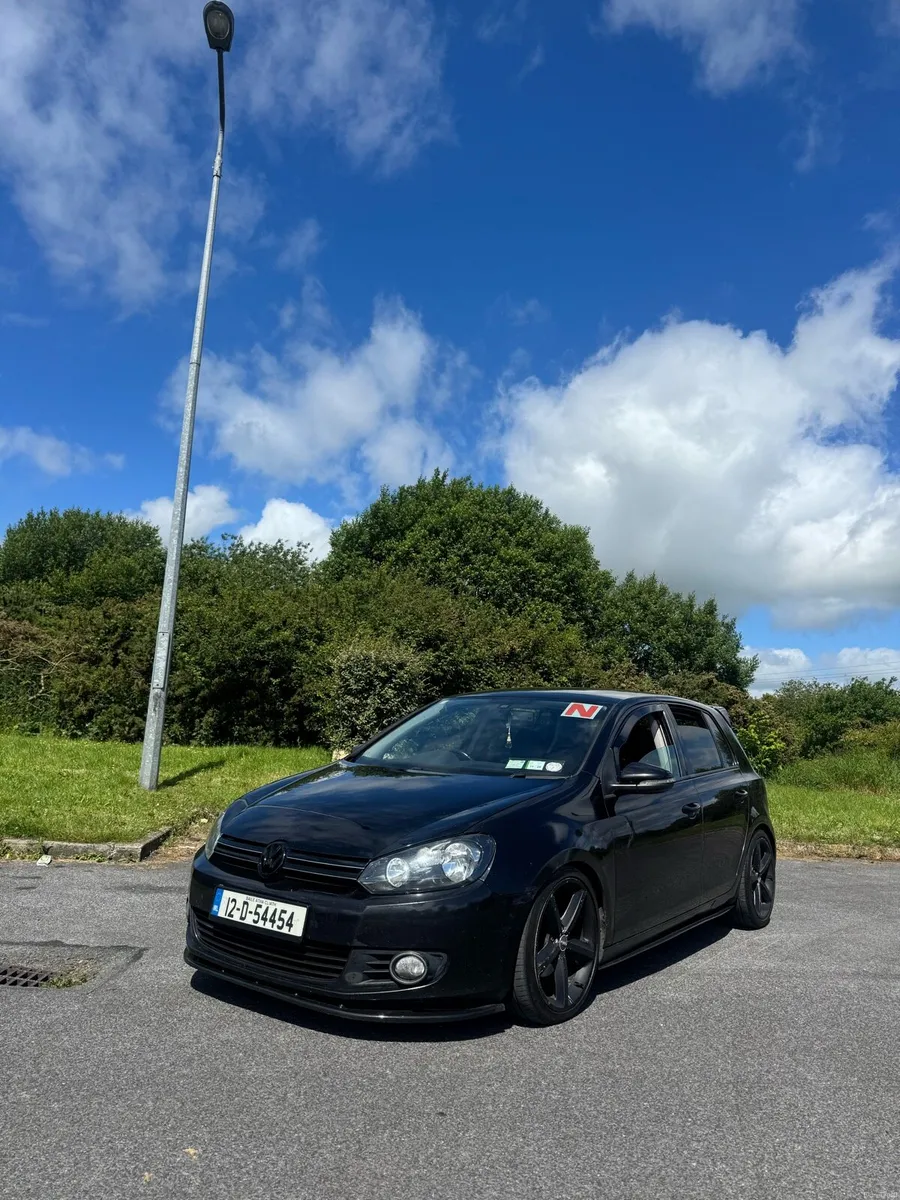 VW Golf *Auto* - Image 1