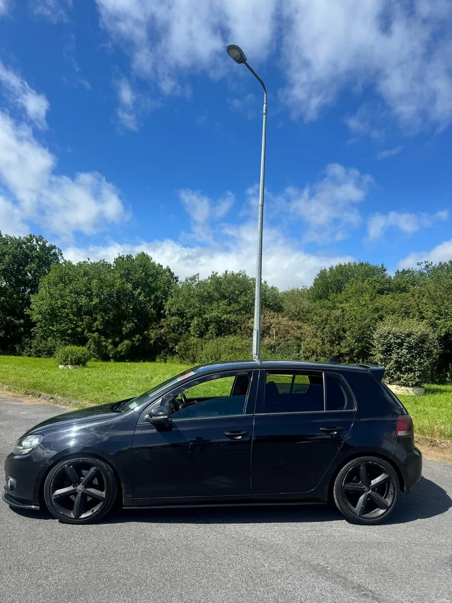 VW Golf *Auto* - Image 3