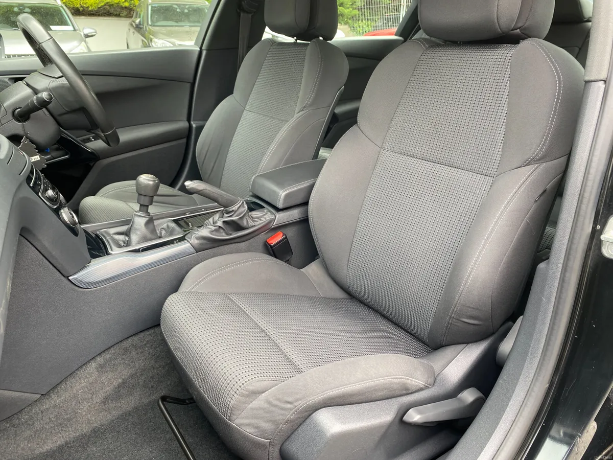 Peugeot 508 1.6 Blue Hdi 120 Active Sat Nav S&S - Image 5