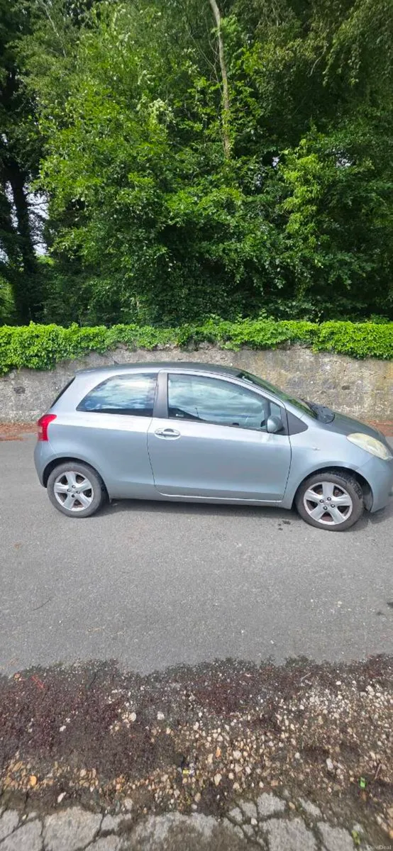 Toyota yaris Automatic - Image 2