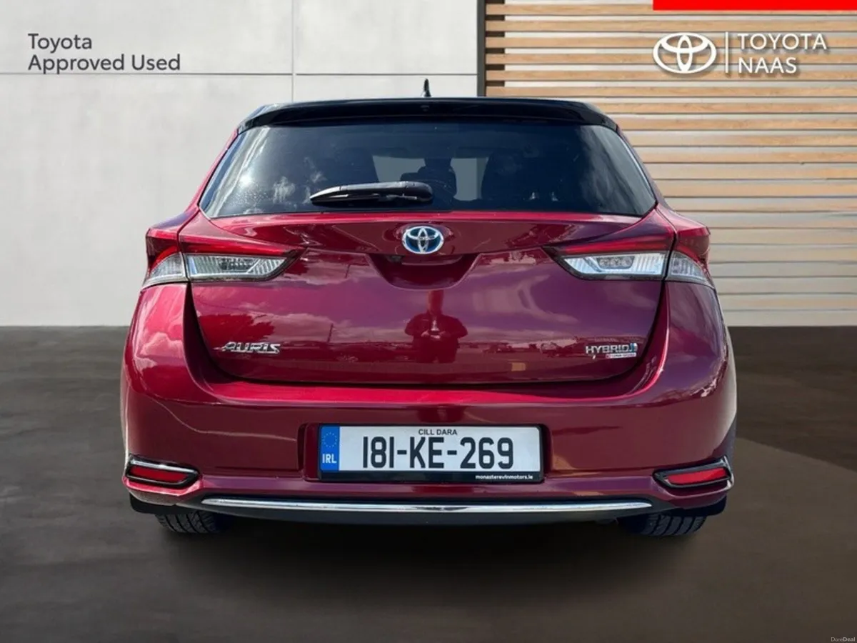 Toyota Auris AURIS HYBRID LUNA SPORT - Image 4