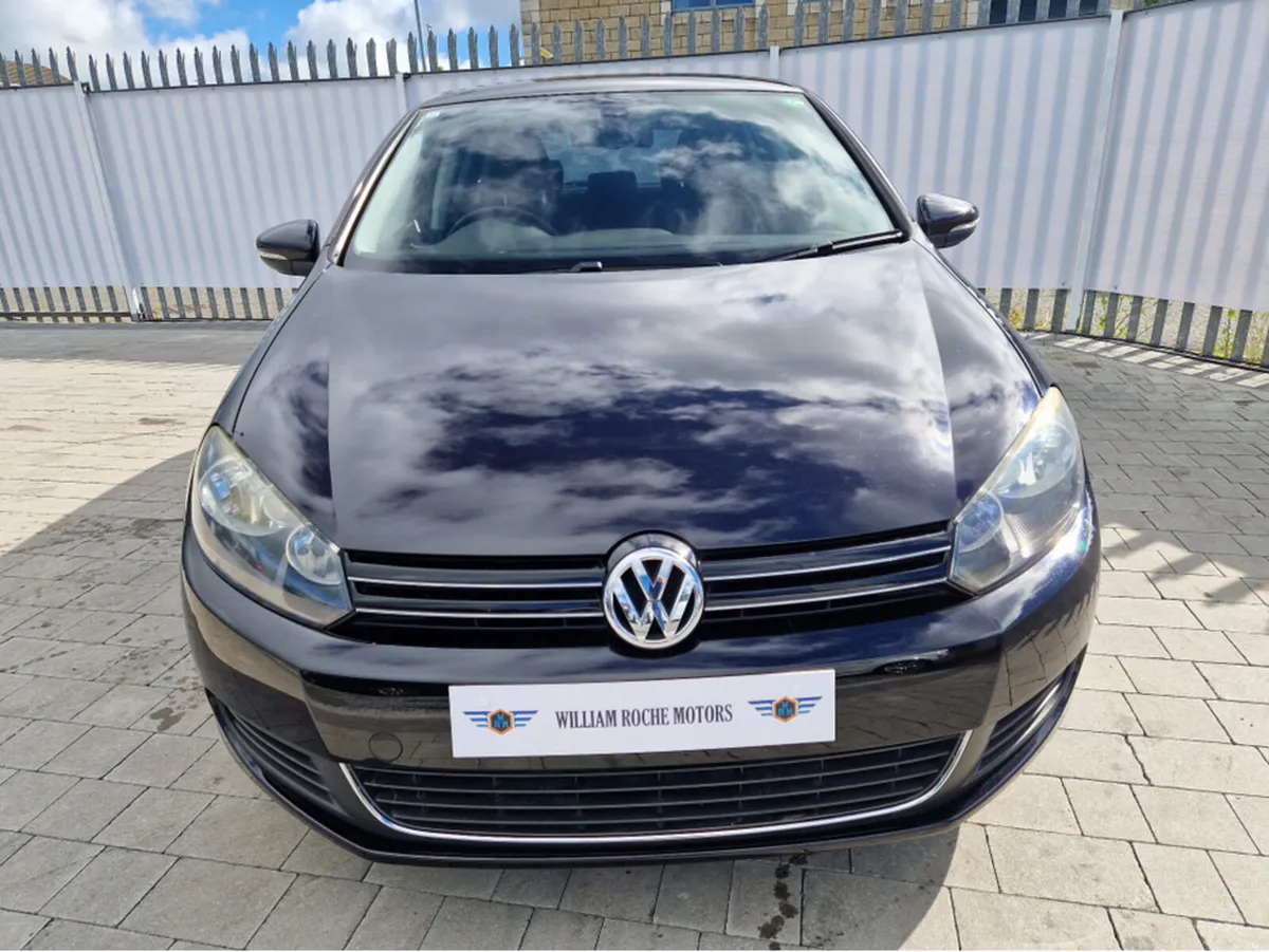 Volkswagen Golf 1.2 PETROL AUTO - Image 3