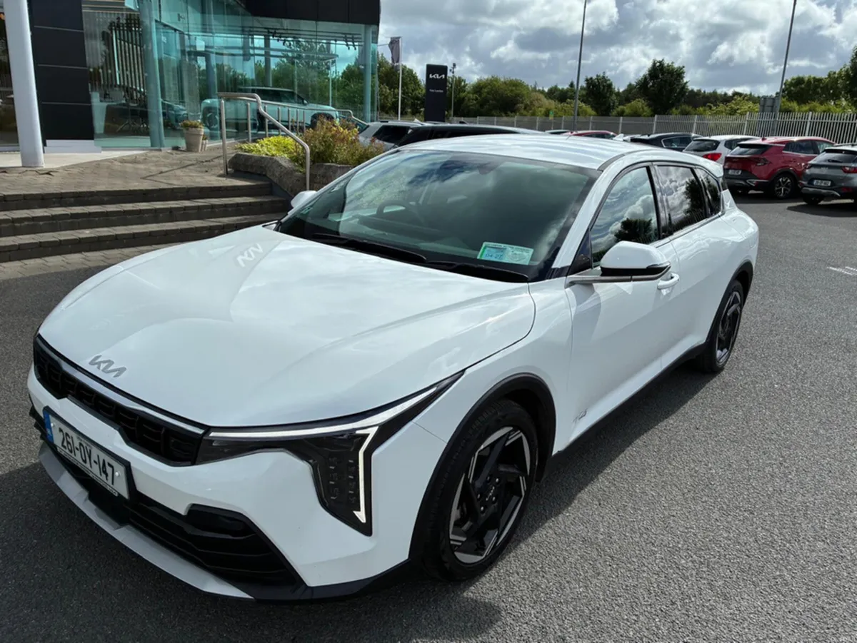 Kia K4 5HB MHEV K3 - Image 2