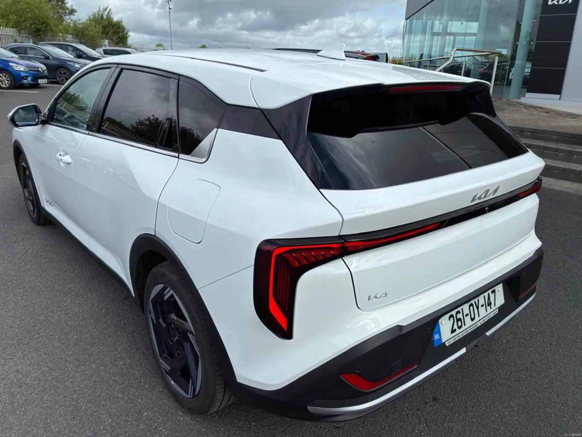 Kia K4 5HB MHEV K3 - Image 3