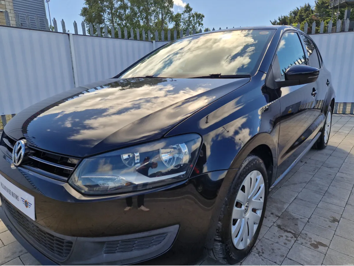 Volkswagen Polo 1.2 PETROL AUTO - Image 5