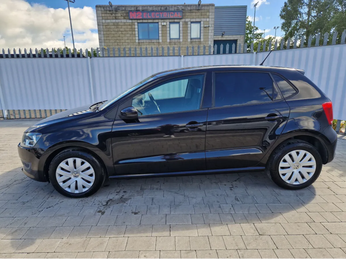 Volkswagen Polo 1.2 PETROL AUTO - Image 6