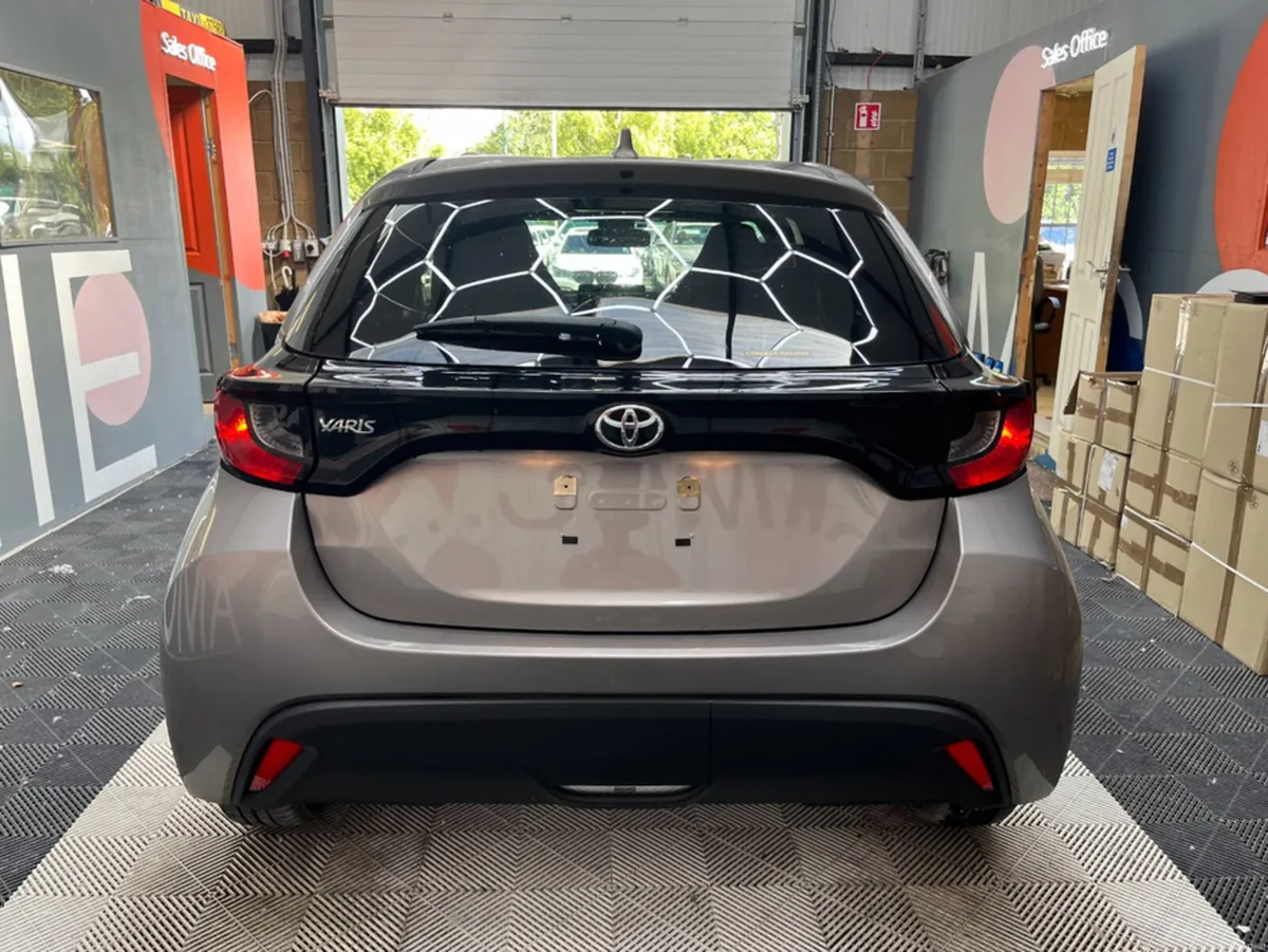 Toyota Yaris 2021 TOYOTA YARIS X 1.0 AUTOMATIC - Image 3