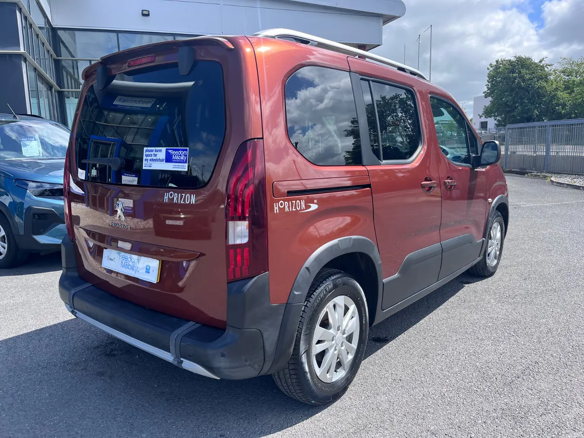 Peugeot Rifter 2021 Wheelchair Access - Image 6