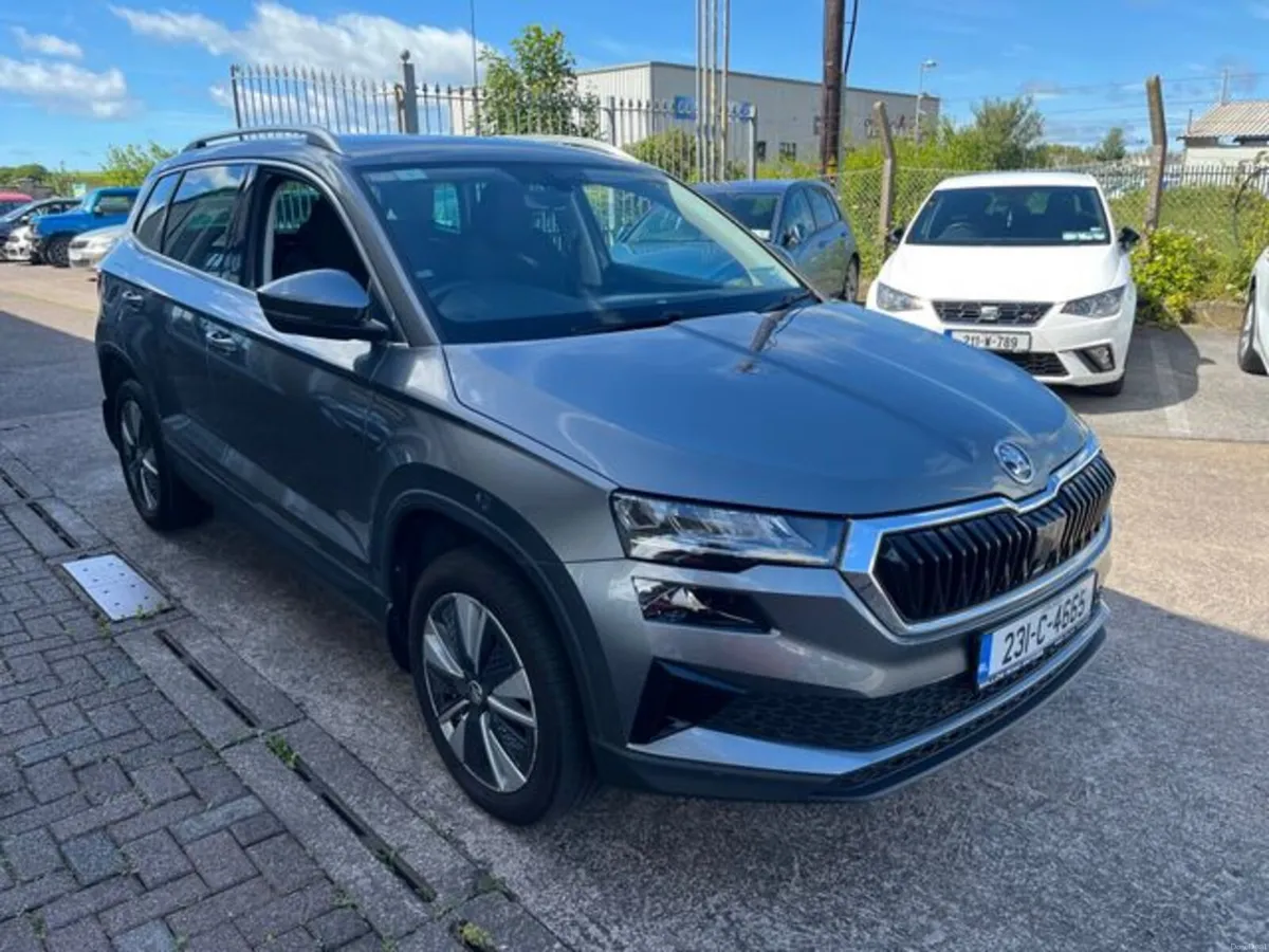 Skoda Karoq AMB 2.0tdi 115HP 5DR - Image 2