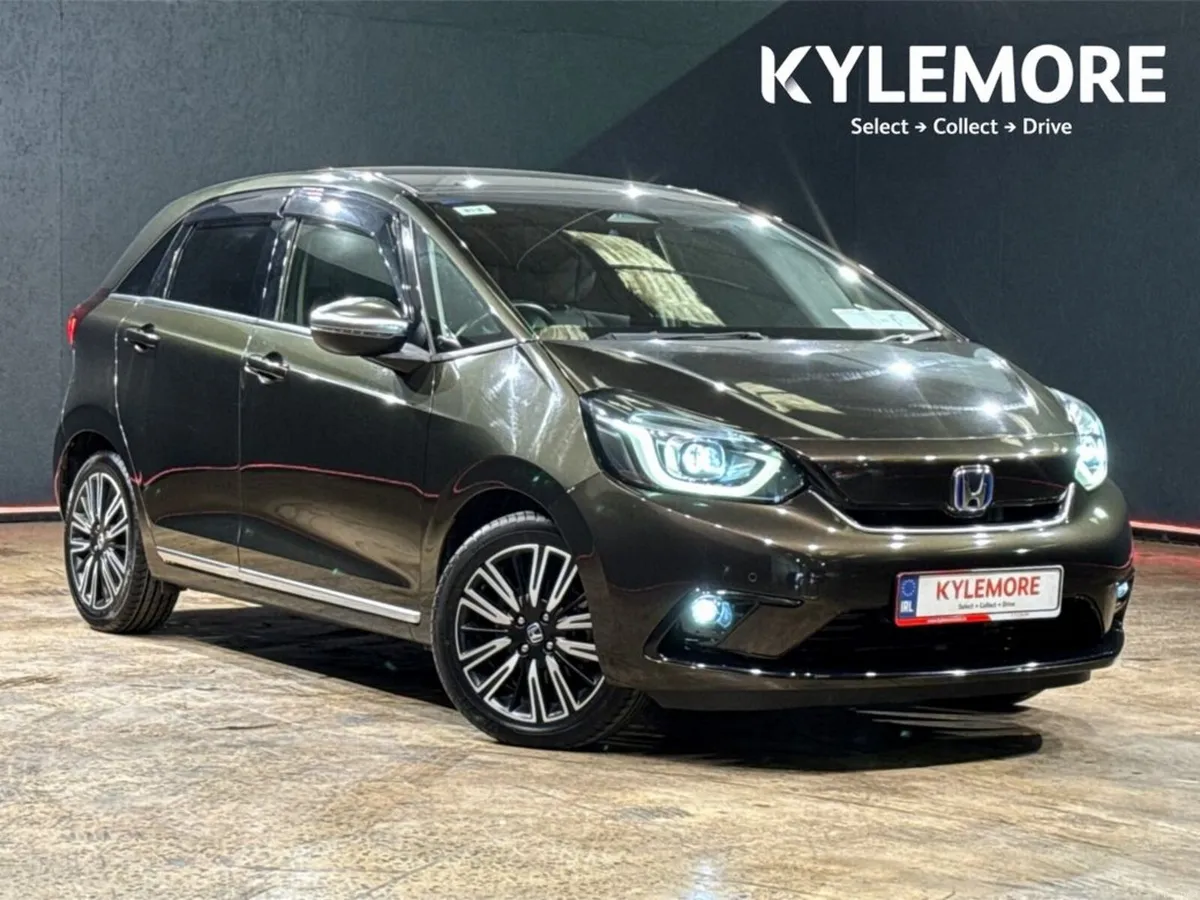 Honda Fit 1.5 HYBRID LUXURY EDITION - BLACK HALF L - Image 1