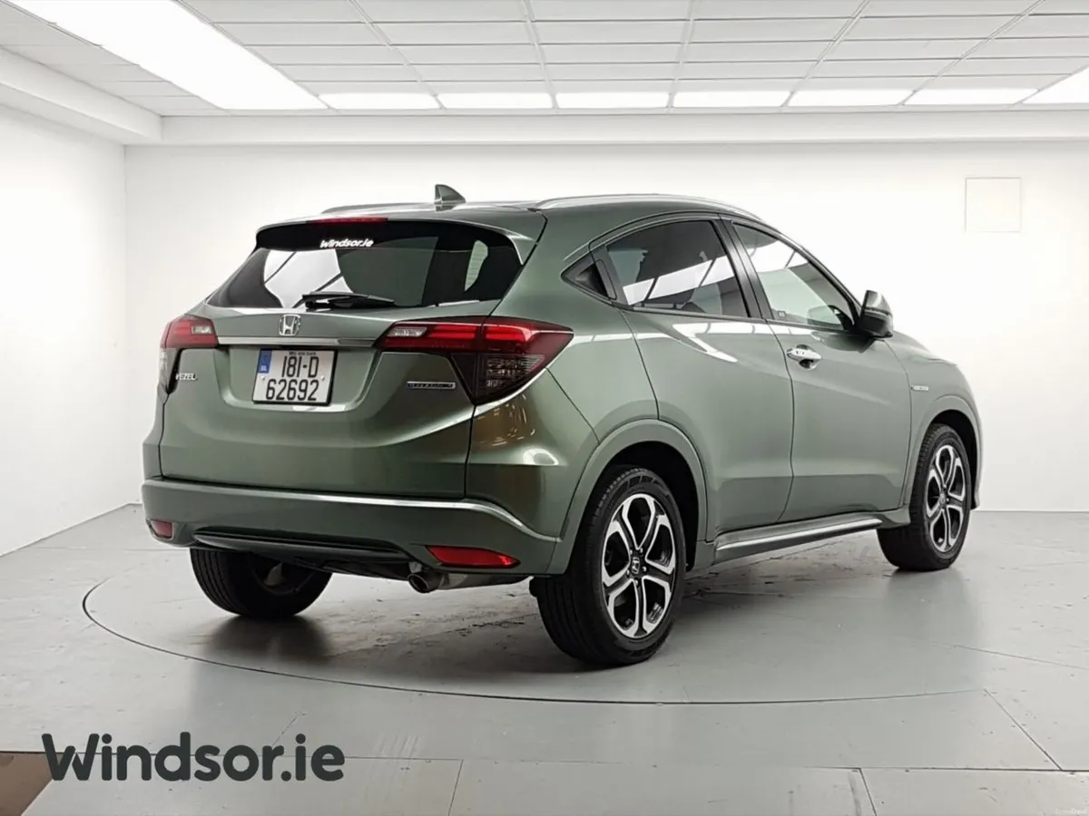 Honda Vezel HYBRID Z HONDA SENSING - Image 3