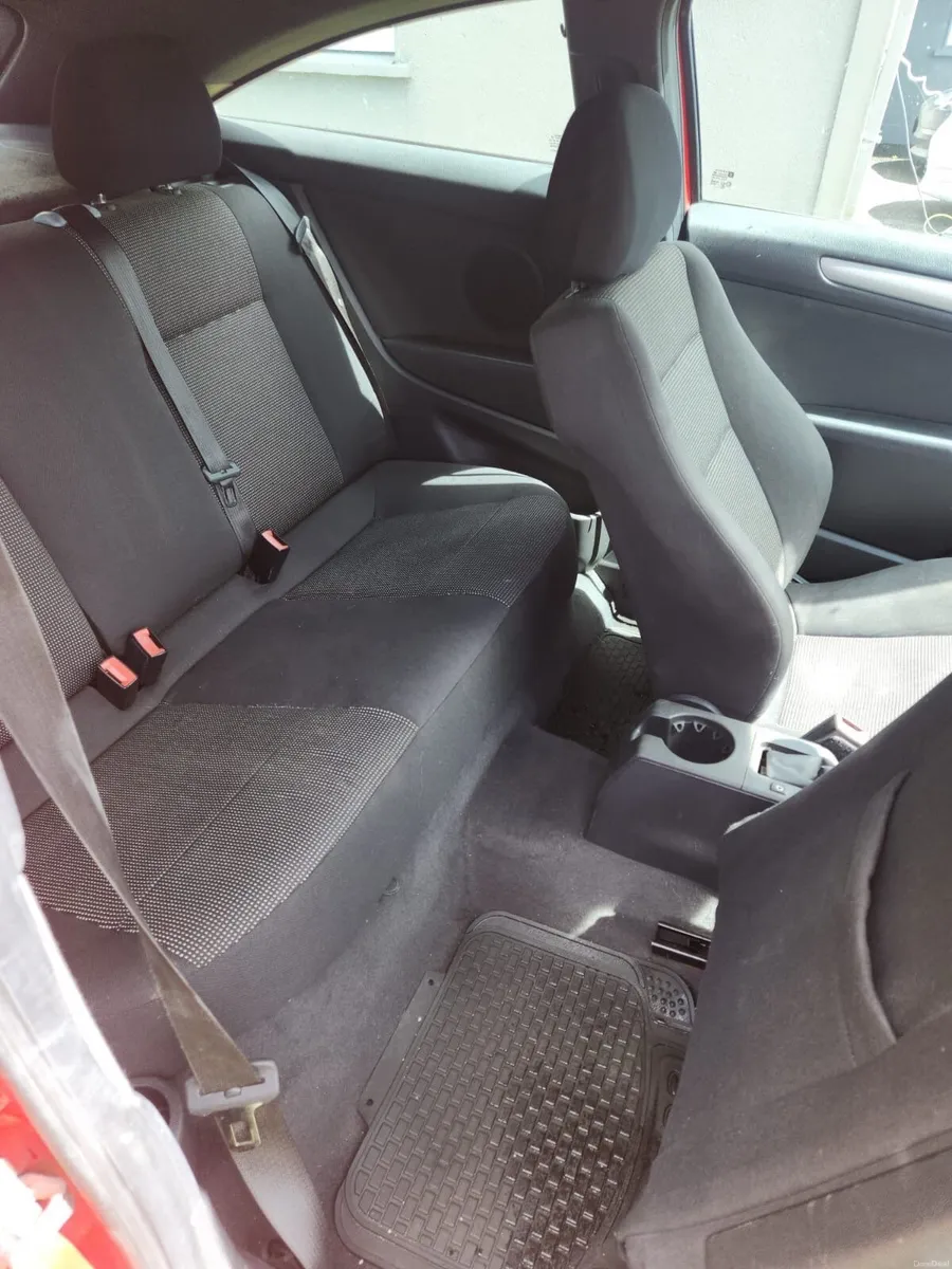 Opel Astra 2009 - Image 6