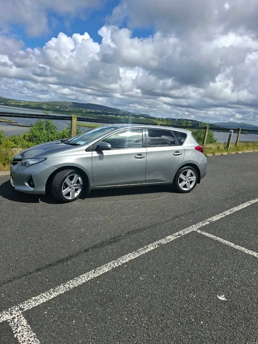 Toyota Auris Sport manual - Image 3