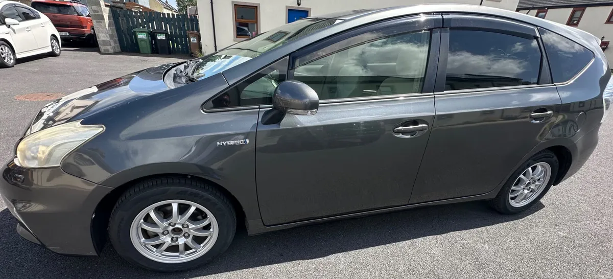 Toyota Alpha  2013– 1.8 Hybrid| 7 Seats |NCT & Tax - Image 3