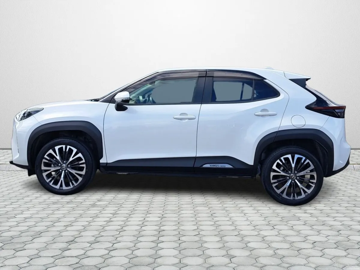 Toyota Yaris Cross Z HYBRID AUTO - Image 5