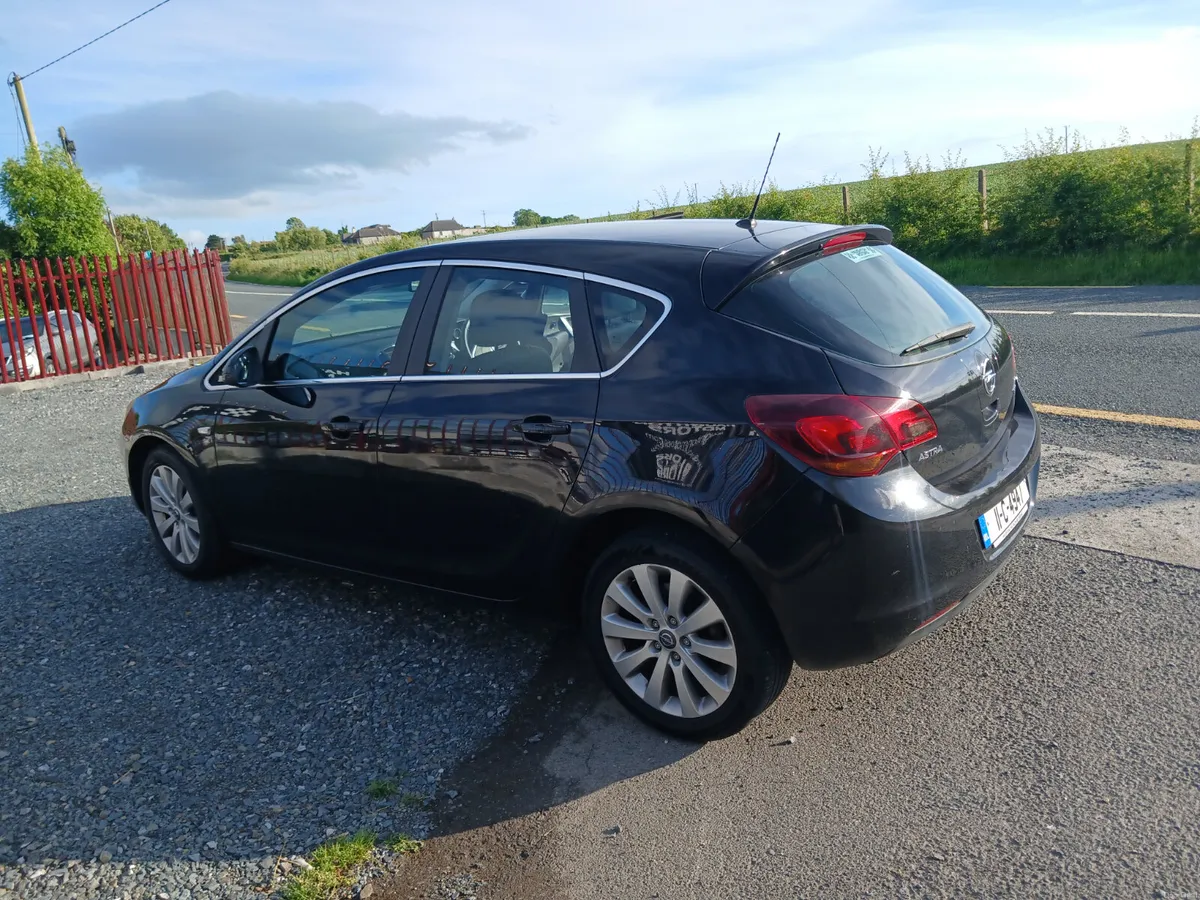 Opel Astra 2011 new test - Image 4