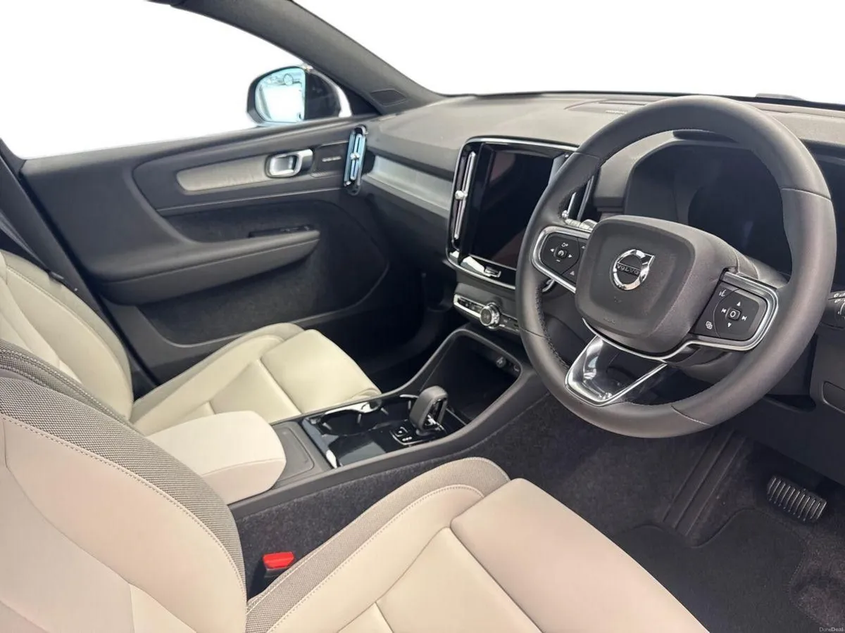 Volvo EX40 ULTRA LONG RANGE *DAWN INTERIOR* €115 P - Image 6