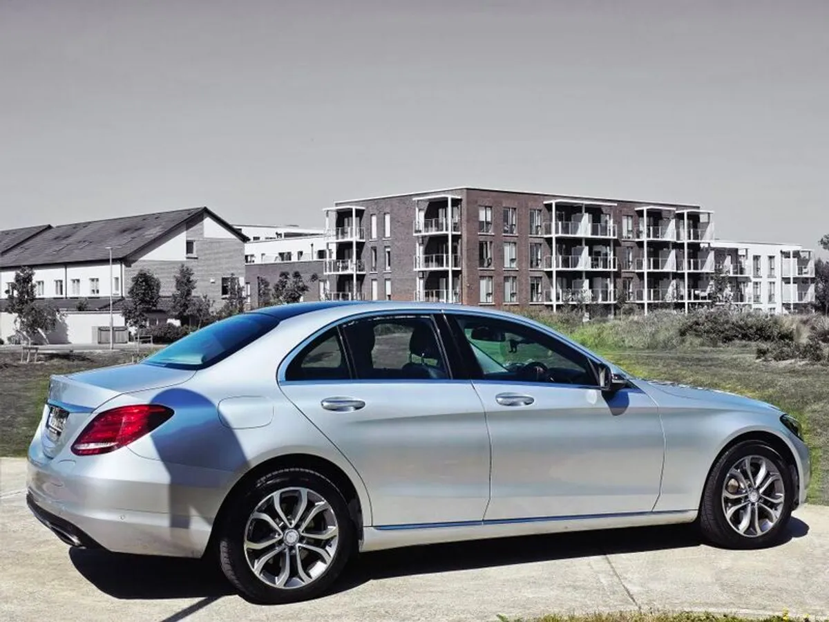 2016 Mercedes-Benz C-Class - Image 3