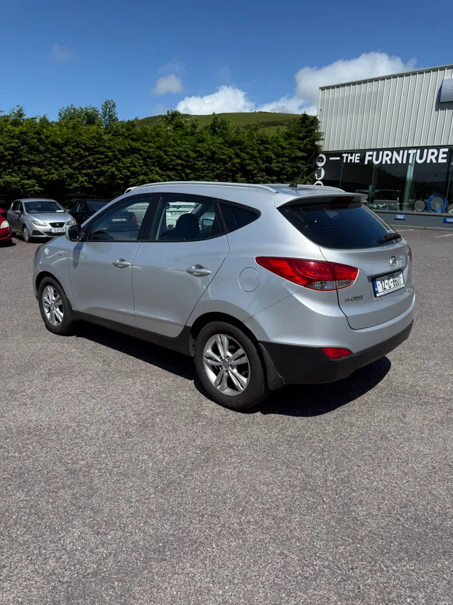 Hyundai ix35 2012 - Image 2
