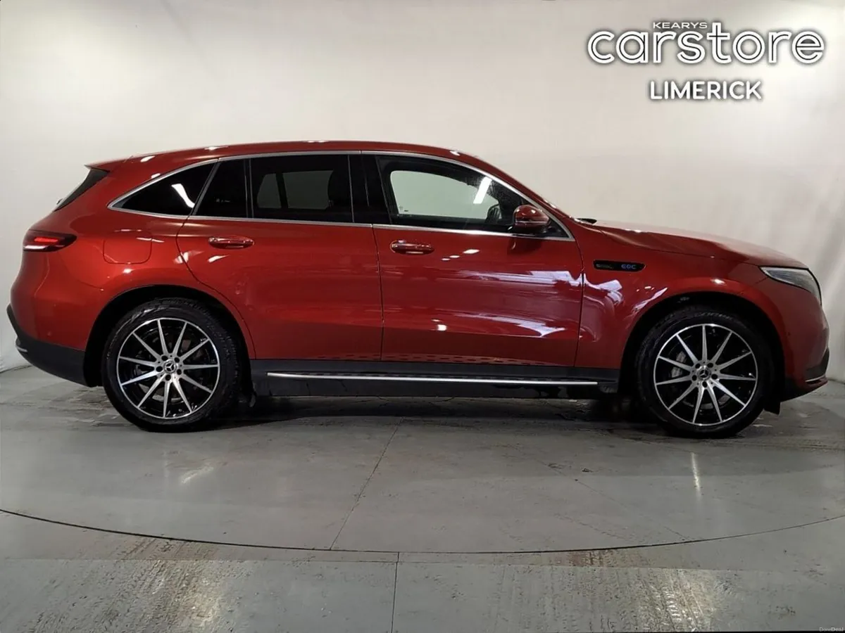 Mercedes-Benz AMG Eqc 400 Amg Line Edition 4Matc - Image 2