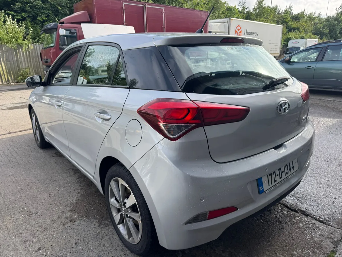 Hyundai i20 2017 ULTRA LOW MILEAGE - Image 3