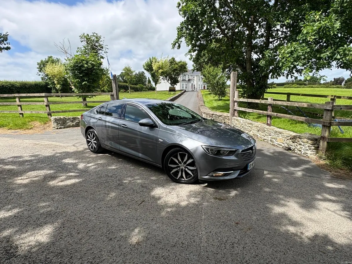 Vauxhall Insignia 2018 1.6 CDTI SRI TOP SPEC - Image 1