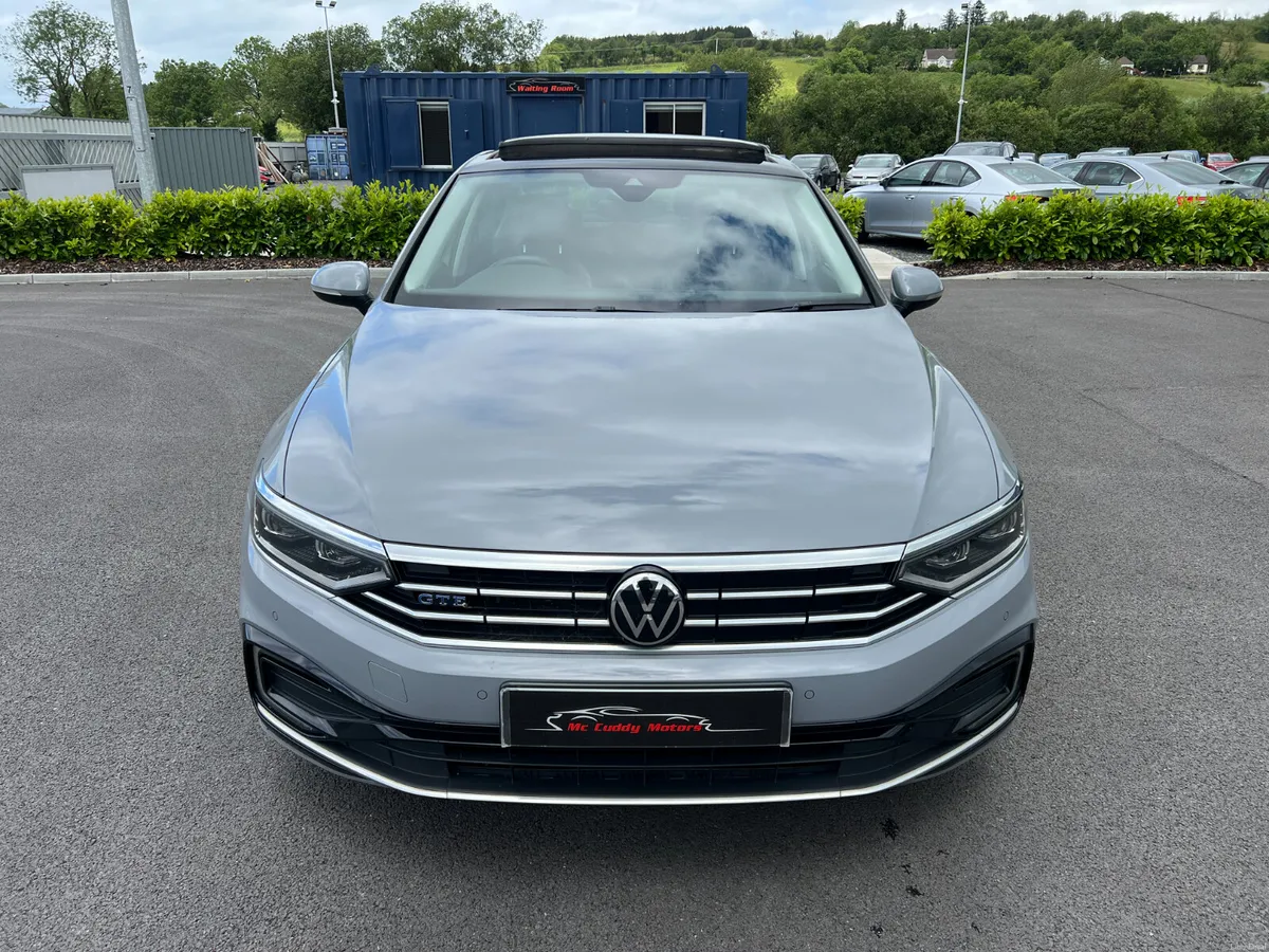 2021 (212) Volkswagen Passat GTE Advance 1.4 PHEV - Image 3